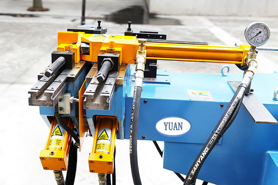 수동 CNC 관 구부리는 기계 3D NC 정연한 관 벤더 7.5KW