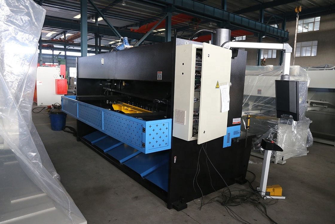 스테인리스 E21S DA360 자동 귀환 제어 장치 모터를 위한 3200mm CNC 유압 깎는 기계